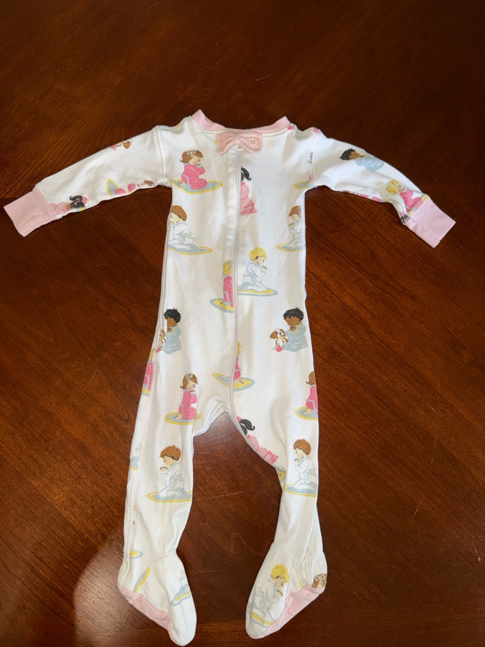 The Beaufort Bonnet Company White and Pink Printed Infant One-Piece Footie